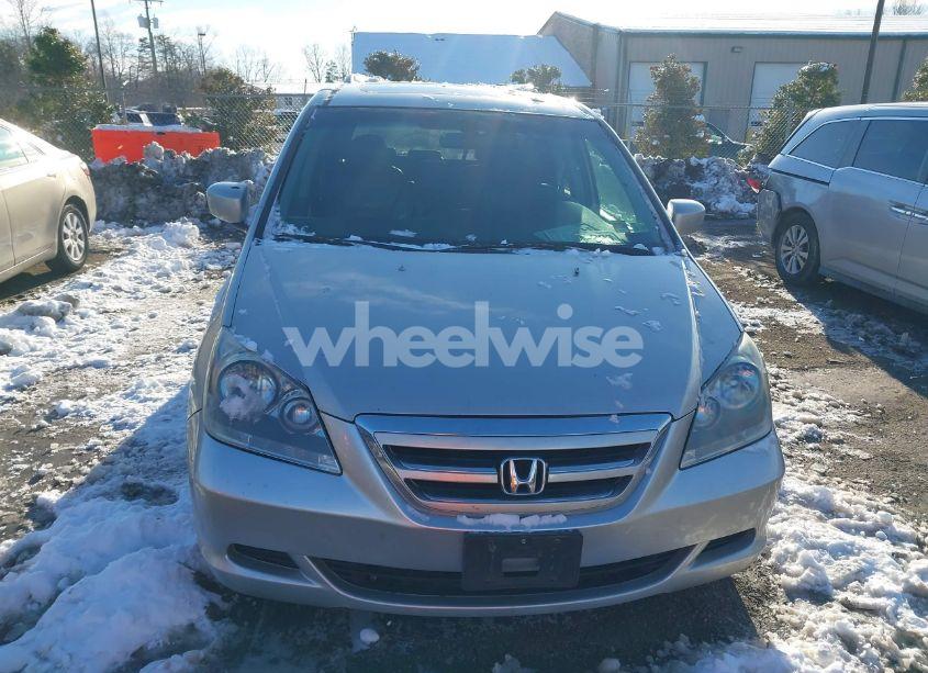 Photo 12 of 2005 Honda Odyssey EX-L (VIN 5FNRL38605B414817)