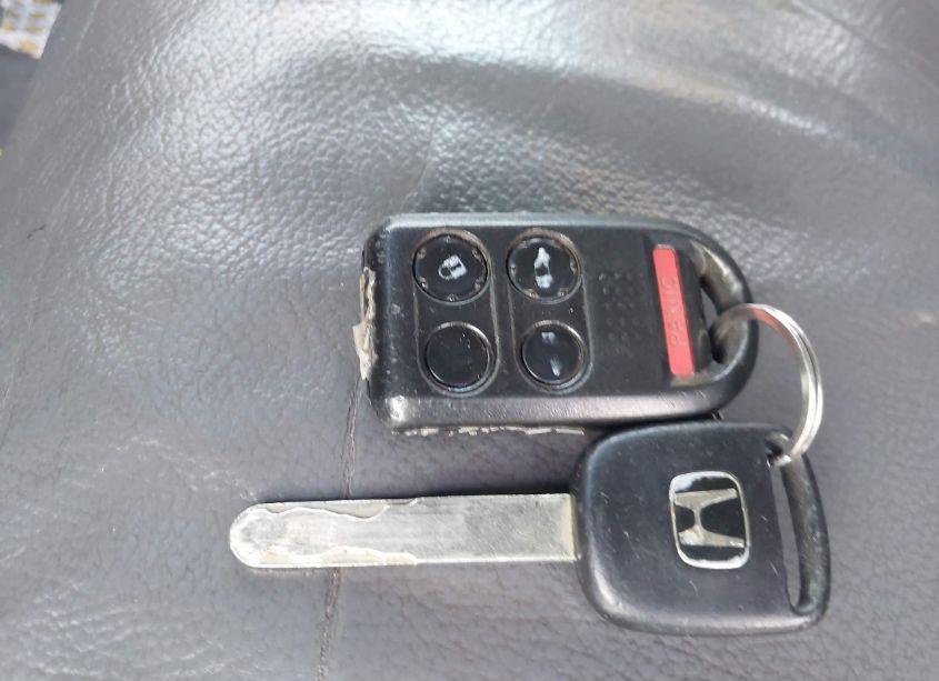 Photo 11 of 2006 Honda Odyssey EX-L (VIN 5FNRL38606B013768)