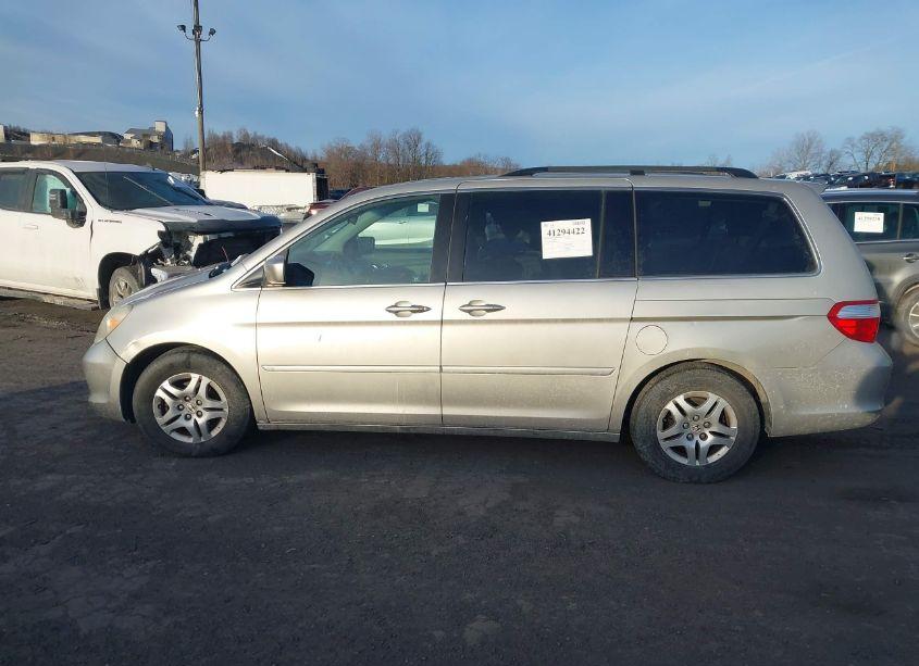 Photo 14 of 2006 Honda Odyssey EX-L (VIN 5FNRL38606B013768)