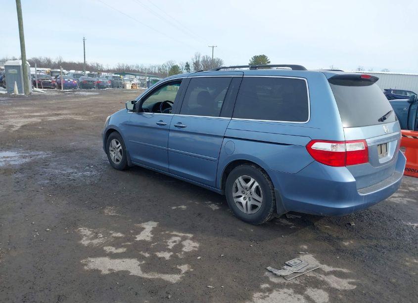 Photo 3 of 2006 Honda Odyssey EX-L (VIN 5FNRL38606B048200)