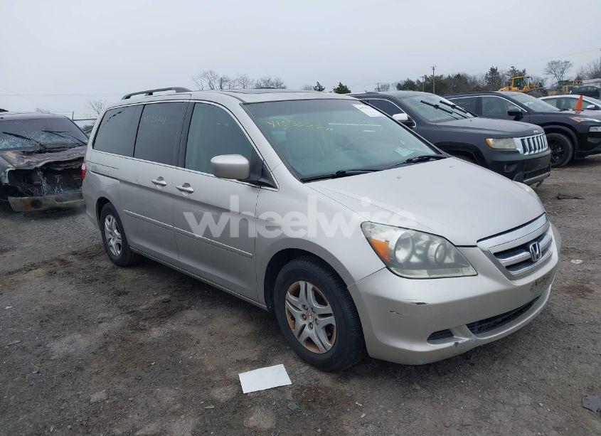 2006 Honda Odyssey EX-L (VIN 5FNRL38606B457362) main photo