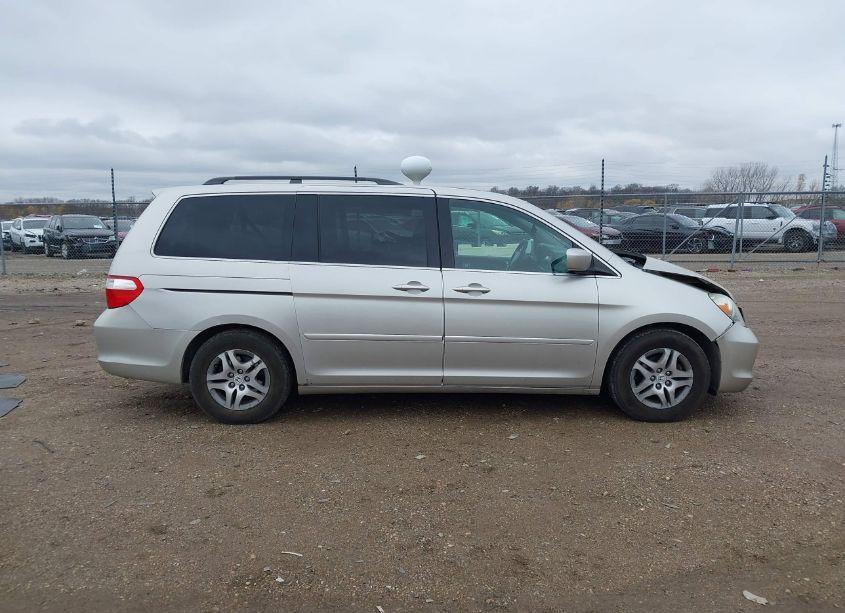 Photo 13 of 2006 Honda Odyssey EX-L (VIN 5FNRL38606B459385)