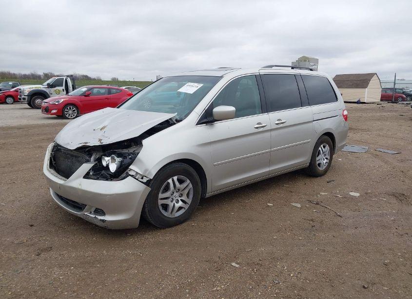 Photo 2 of 2006 Honda Odyssey EX-L (VIN 5FNRL38606B459385)
