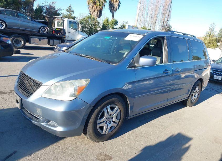 Photo 2 of 2007 Honda Odyssey EX-L (VIN 5FNRL38607B046111)