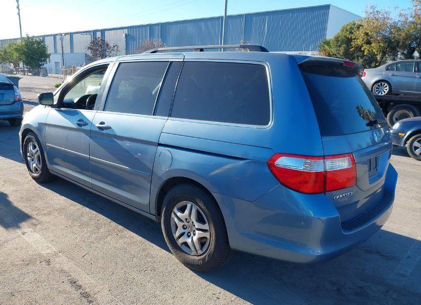 Photo 3 of 2007 Honda Odyssey EX-L (VIN 5FNRL38607B046111)