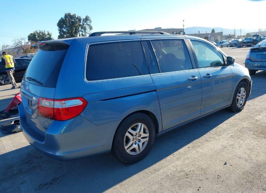 Photo 4 of 2007 Honda Odyssey EX-L (VIN 5FNRL38607B046111)