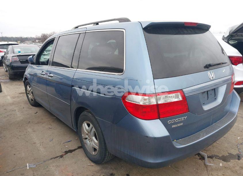 Photo 3 of 2007 Honda Odyssey EX-L (VIN 5FNRL38607B056721)