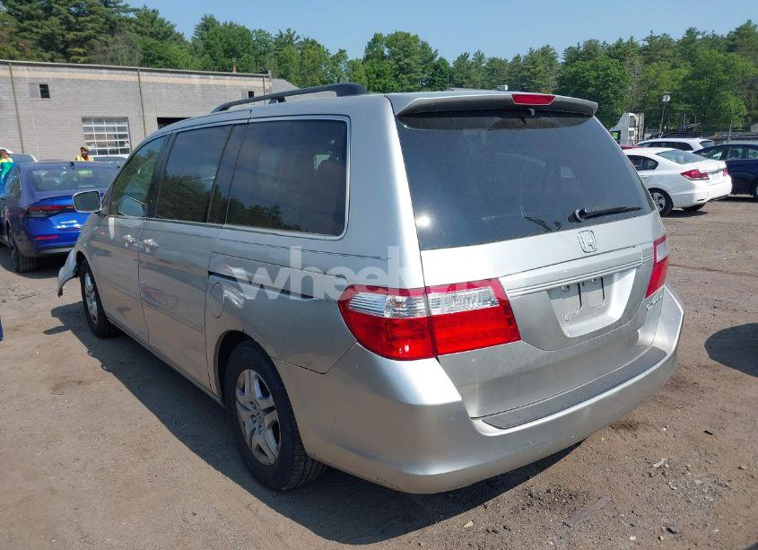 Photo 3 of 2007 Honda Odyssey EX-L (VIN 5FNRL38607B457251)