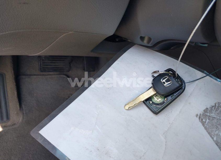 Photo 11 of 2008 Honda Odyssey EX-L (VIN 5FNRL38608B029522)