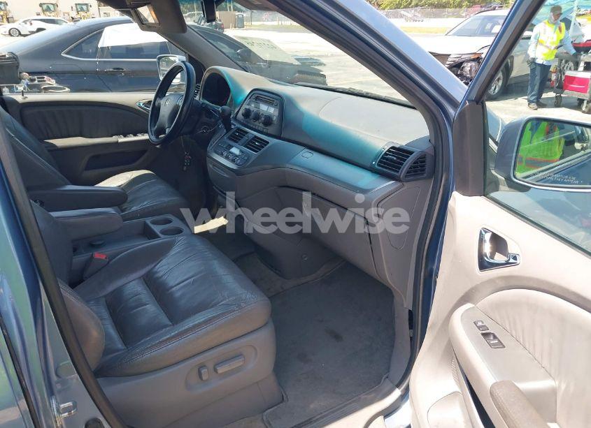 Photo 5 of 2008 Honda Odyssey EX-L (VIN 5FNRL38608B029522)