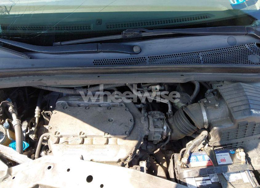 Photo 10 of 2008 Honda Odyssey EX-L (VIN 5FNRL38608B051990)