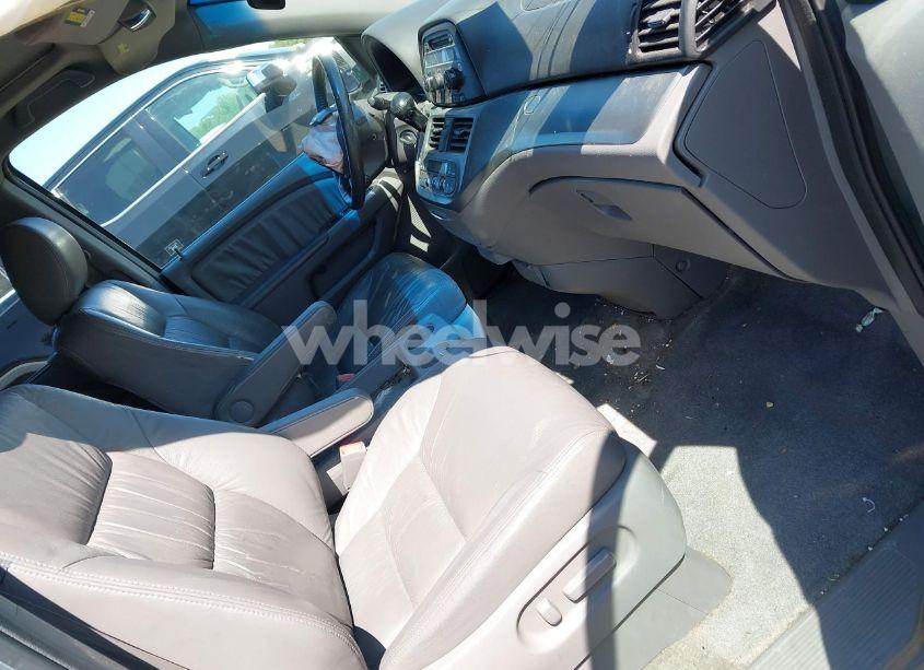 Photo 5 of 2008 Honda Odyssey EX-L (VIN 5FNRL38608B051990)