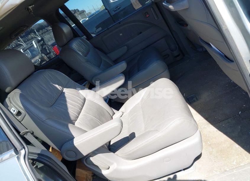 Photo 8 of 2008 Honda Odyssey EX-L (VIN 5FNRL38608B051990)