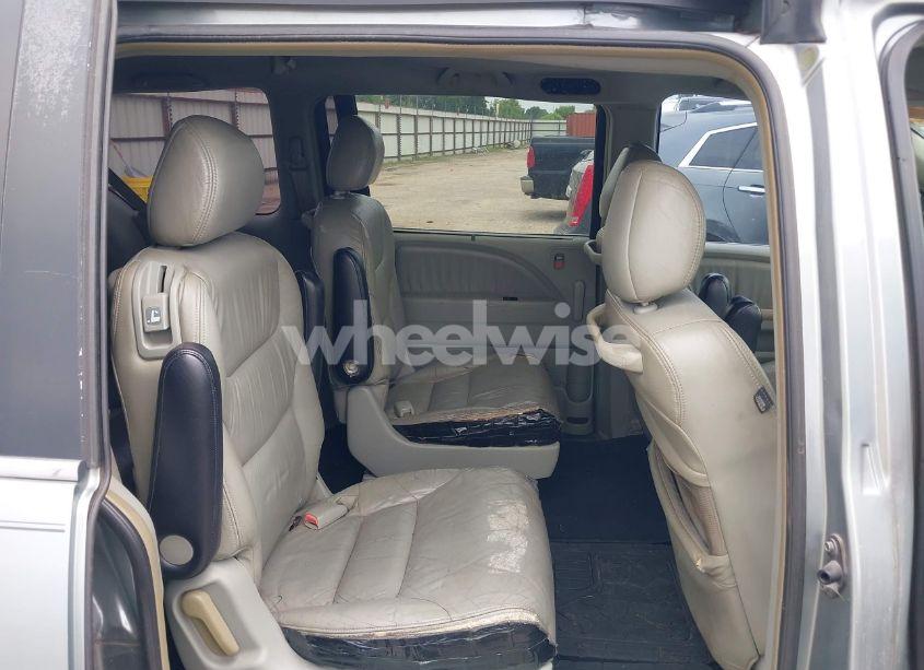 Photo 8 of 2005 Honda Odyssey EX-L (VIN 5FNRL38615B079423)