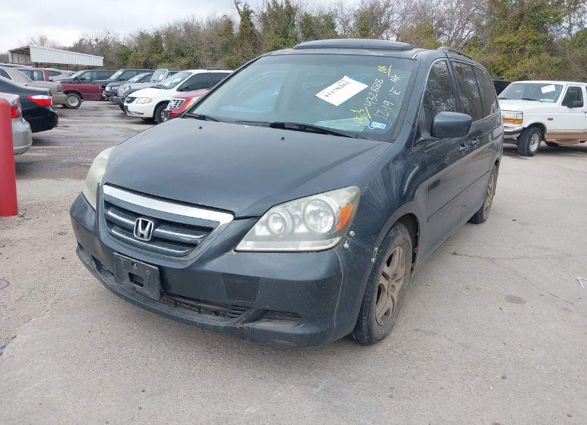 Photo 2 of 2006 Honda Odyssey EX-L (VIN 5FNRL38616B432888)