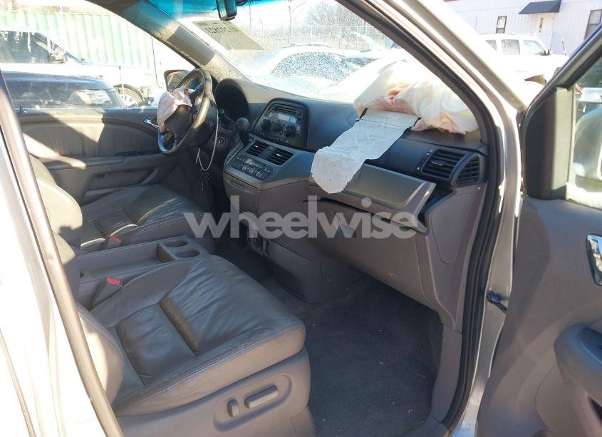 Photo 5 of 2008 Honda Odyssey EX-L (VIN 5FNRL38618B068264)