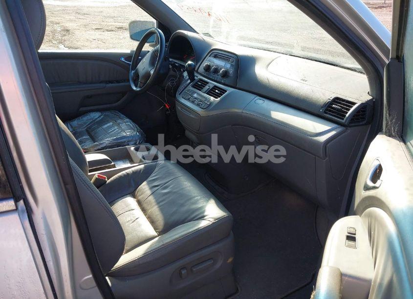 Photo 5 of 2008 Honda Odyssey EX-L (VIN 5FNRL38618B415219)