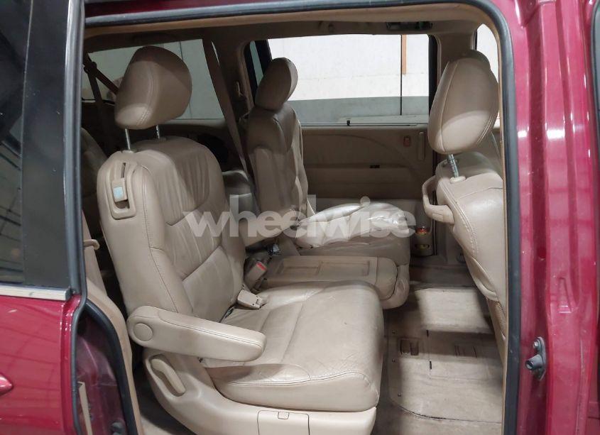 Photo 8 of 2005 Honda Odyssey EX-L (VIN 5FNRL38625B010398)