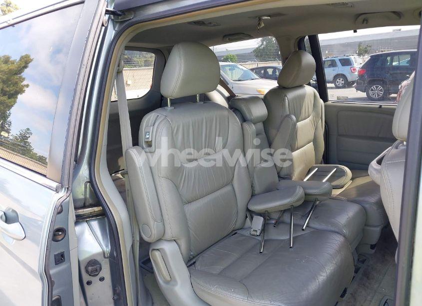 Photo 8 of 2005 Honda Odyssey EX-L (VIN 5FNRL38625B071315)