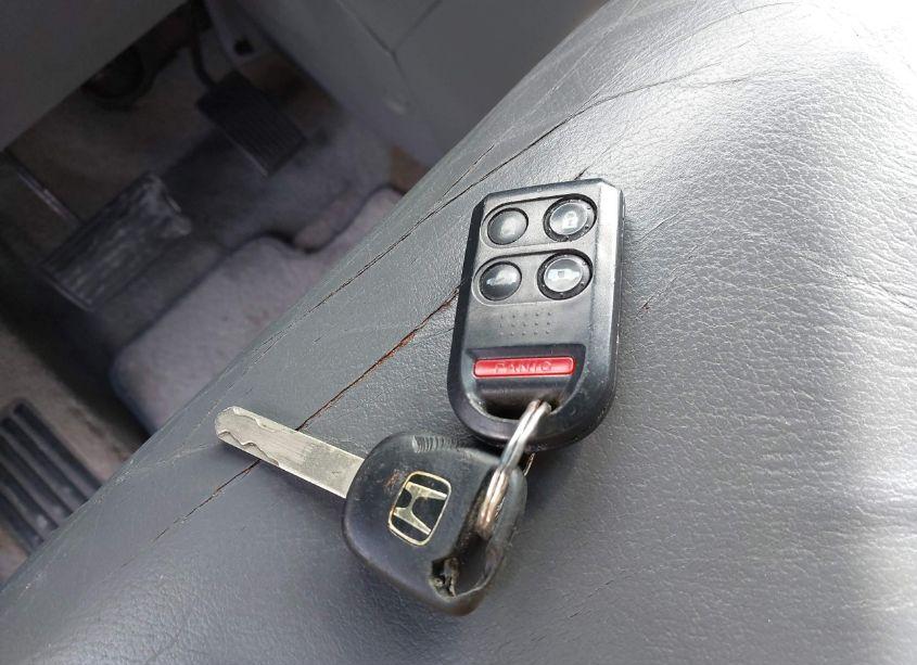 Photo 11 of 2006 Honda Odyssey EX-L (VIN 5FNRL38626B401195)