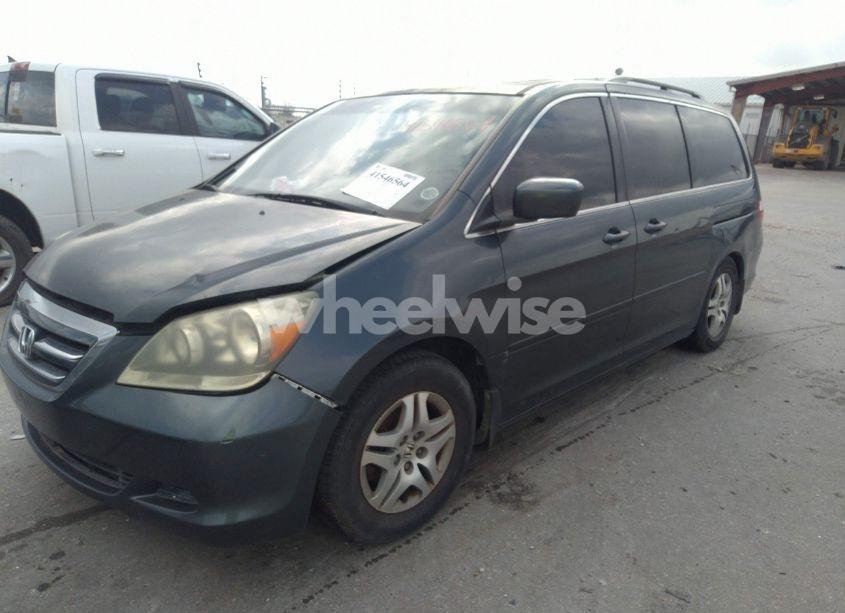 Photo 2 of 2006 Honda Odyssey EX-L (VIN 5FNRL38626B405344)