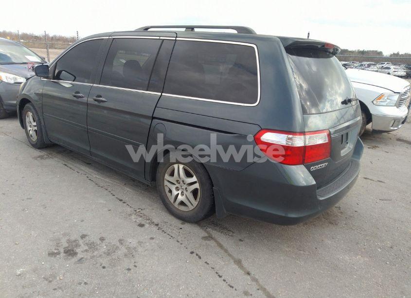 Photo 3 of 2006 Honda Odyssey EX-L (VIN 5FNRL38626B405344)