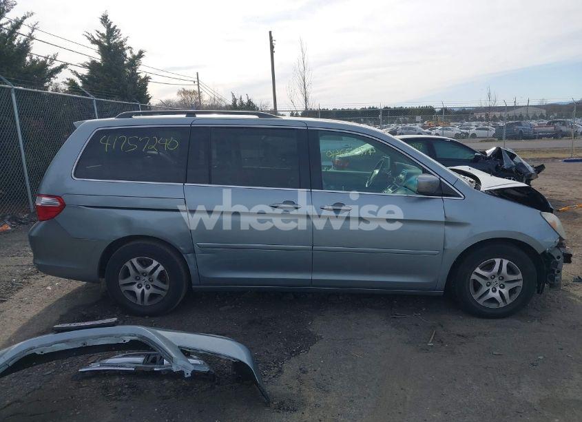 Photo 14 of 2007 Honda Odyssey EX-L (VIN 5FNRL38627B017130)