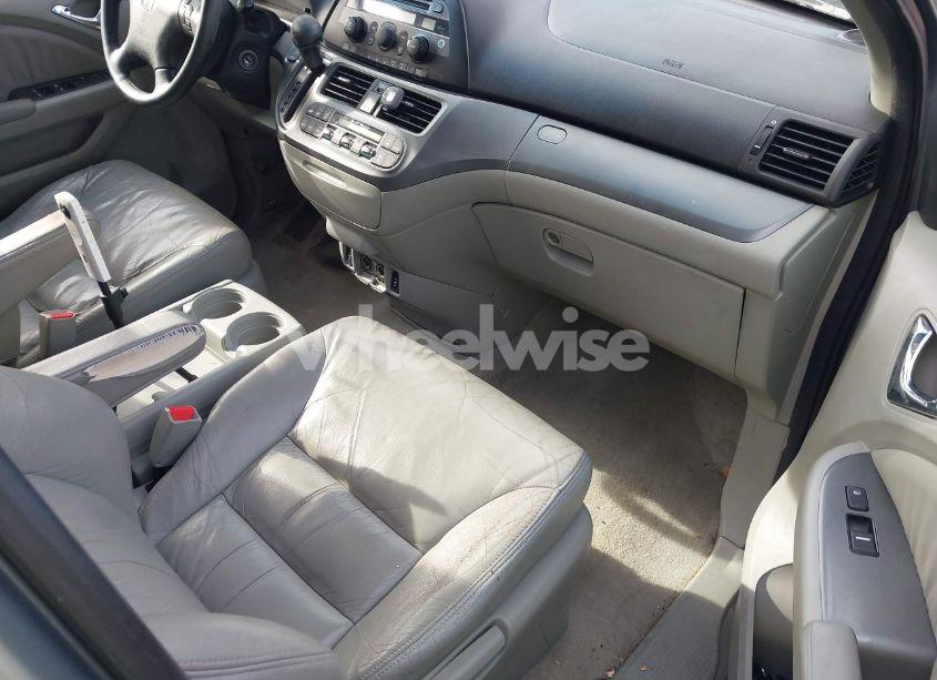 Photo 5 of 2007 Honda Odyssey EX-L (VIN 5FNRL38627B017130)