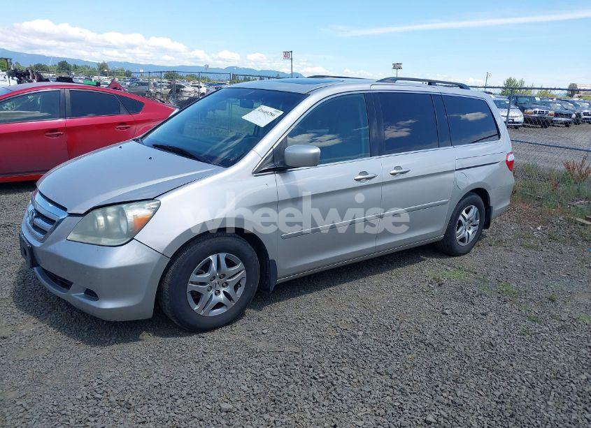 Photo 2 of 2007 Honda Odyssey EX-L (VIN 5FNRL38627B028693)