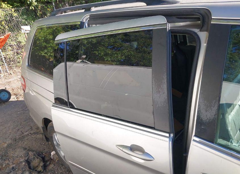 Photo 6 of 2007 Honda Odyssey EX-L (VIN 5FNRL38627B441486)