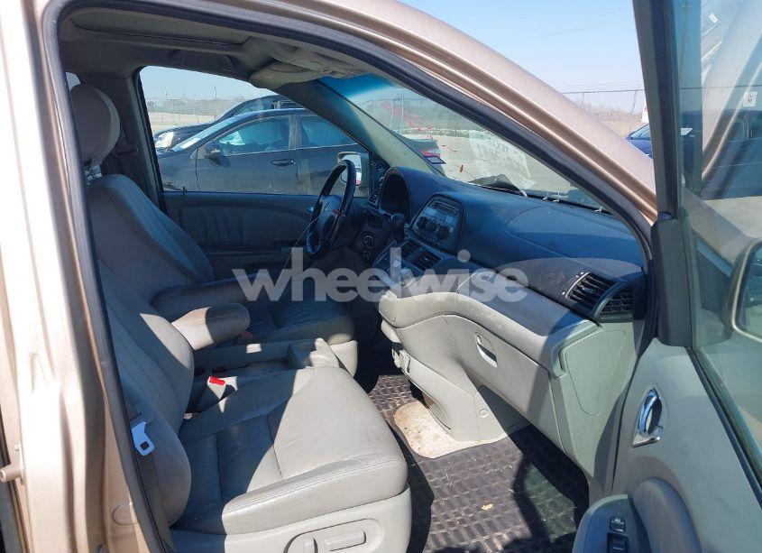 Photo 5 of 2008 Honda Odyssey EX-L (VIN 5FNRL38628B049819)