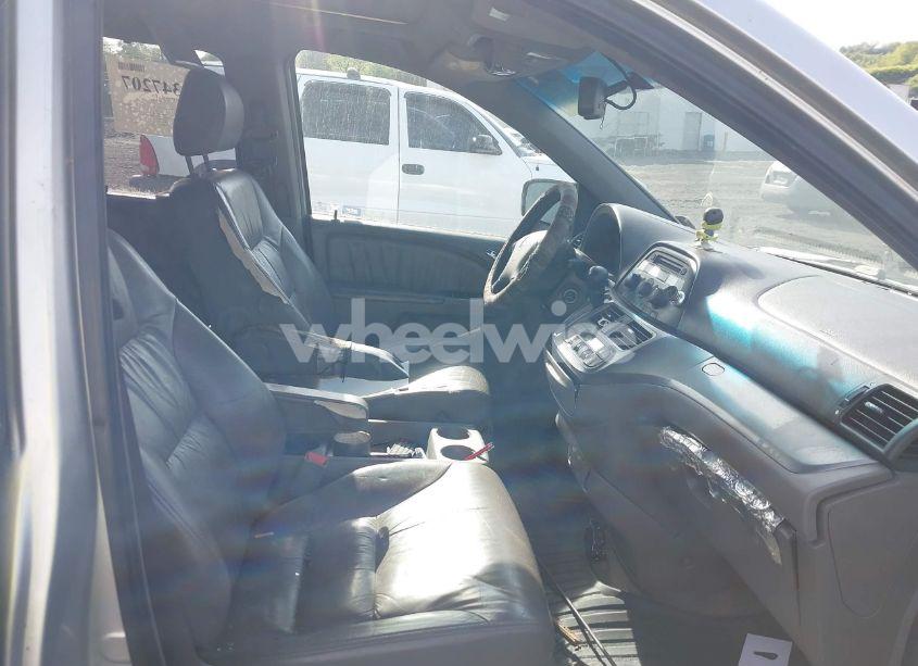 Photo 5 of 2009 Honda Odyssey EX-L (VIN 5FNRL38629B019446)