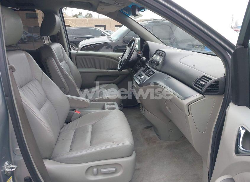 Photo 5 of 2009 Honda Odyssey EX-L (VIN 5FNRL38629B039678)
