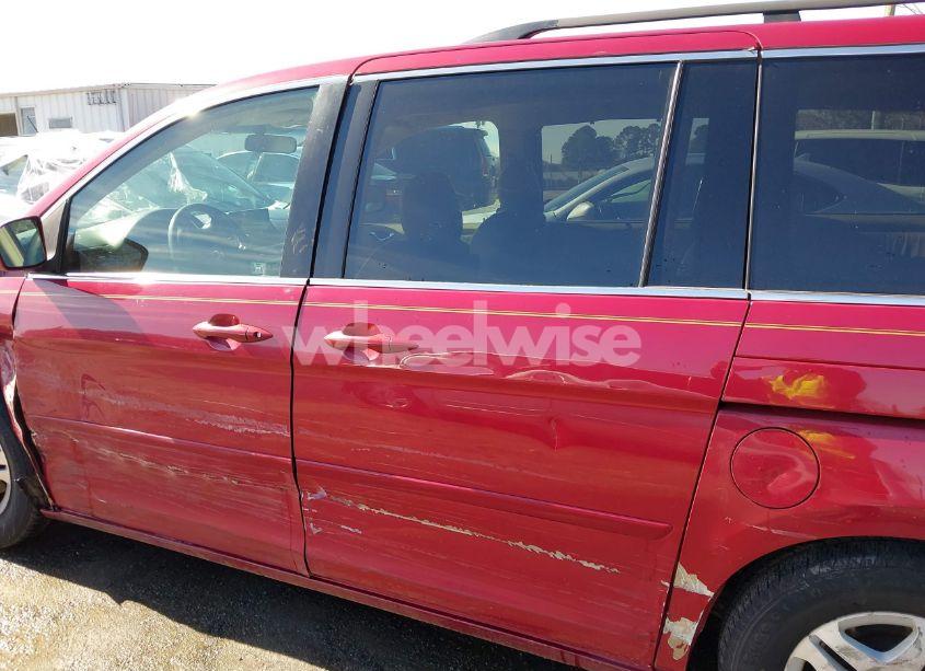 Photo 14 of 2005 Honda Odyssey EX-L (VIN 5FNRL38635B408977)