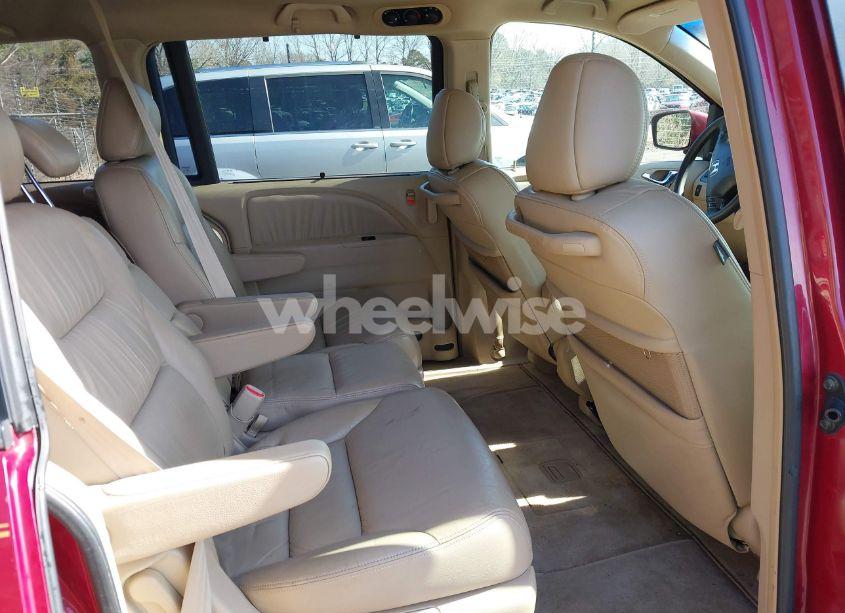 Photo 8 of 2005 Honda Odyssey EX-L (VIN 5FNRL38635B408977)