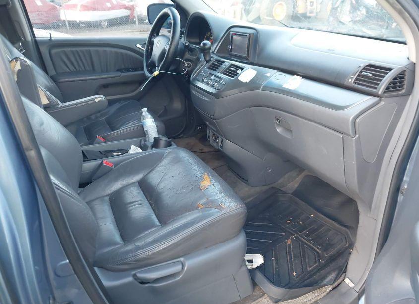 Photo 5 of 2006 Honda Odyssey EX-L (VIN 5FNRL38636B035635)