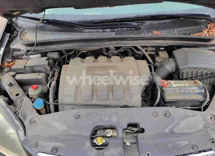 Photo 10 of 2006 Honda Odyssey (VIN 5FNRL38636B453757)