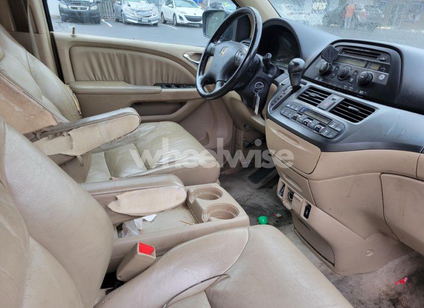 Photo 5 of 2006 Honda Odyssey (VIN 5FNRL38636B453757)