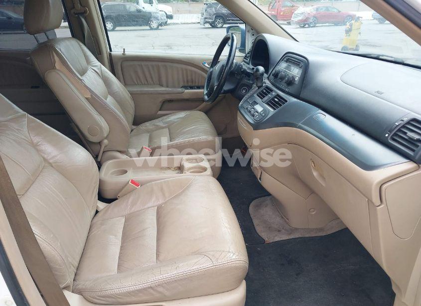 Photo 5 of 2006 Honda Odyssey EX-L (VIN 5FNRL38636B455489)