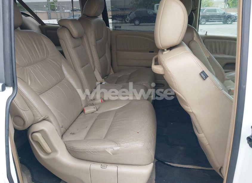 Photo 8 of 2006 Honda Odyssey EX-L (VIN 5FNRL38636B455489)