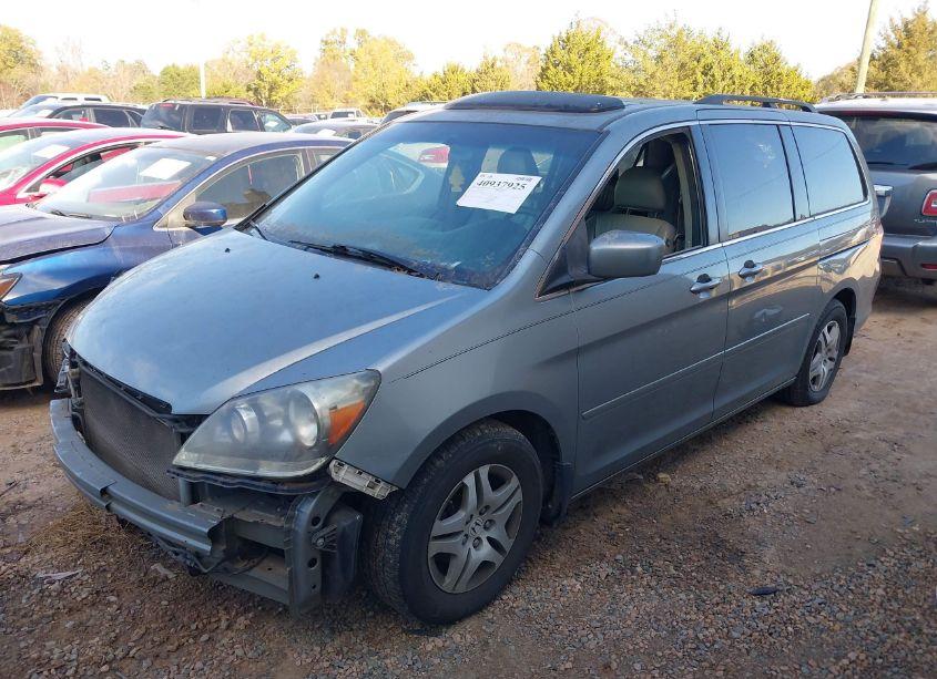 Photo 2 of 2007 Honda Odyssey EX-L (VIN 5FNRL38637B009425)