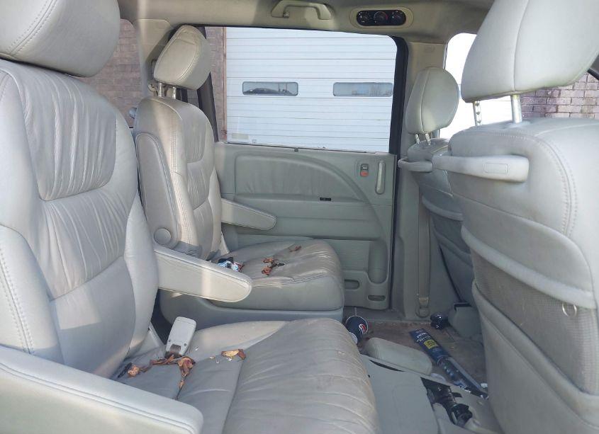 Photo 8 of 2007 Honda Odyssey EX-L (VIN 5FNRL38637B009425)