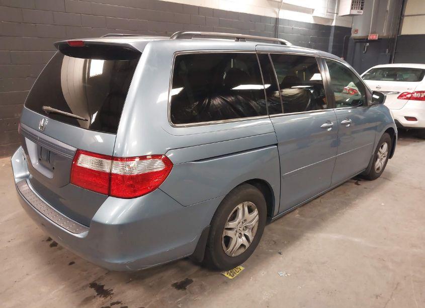 Photo 4 of 2007 Honda Odyssey EX-L (VIN 5FNRL38637B084500)