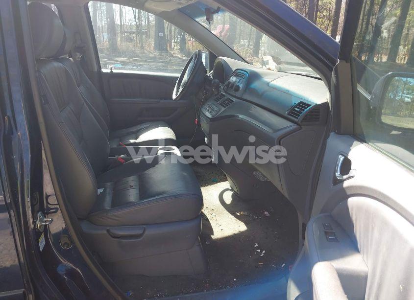 Photo 5 of 2007 Honda Odyssey EX-L (VIN 5FNRL38637B087249)