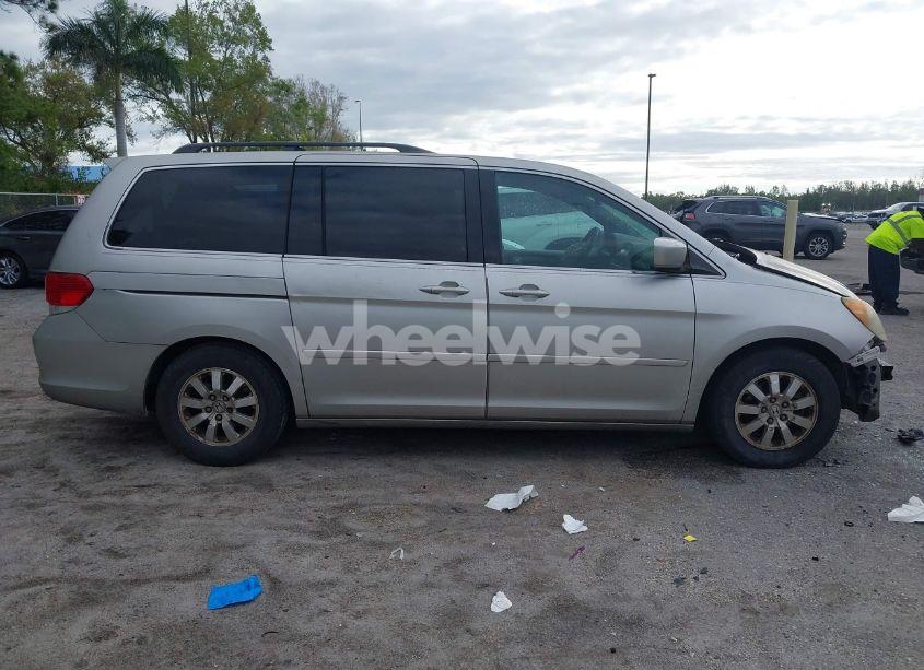 Photo 13 of 2009 Honda Odyssey EX-L (VIN 5FNRL38639B052875)