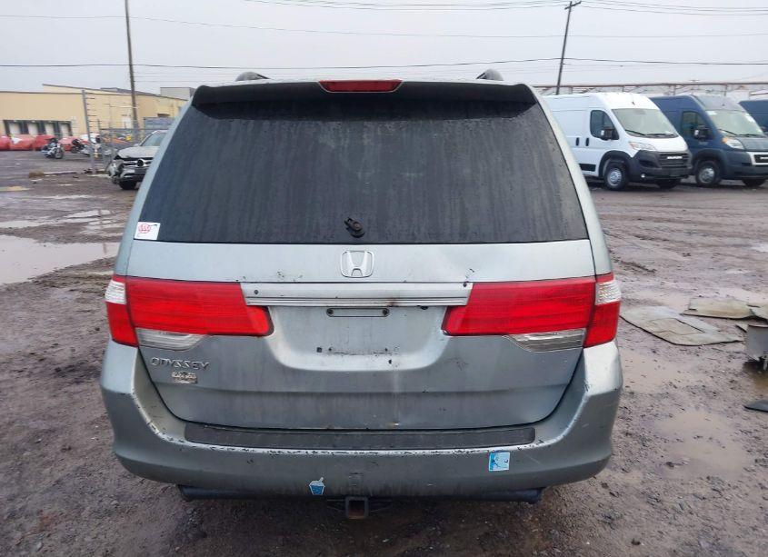 Photo 16 of 2005 Honda Odyssey EX-L (VIN 5FNRL38645B066682)