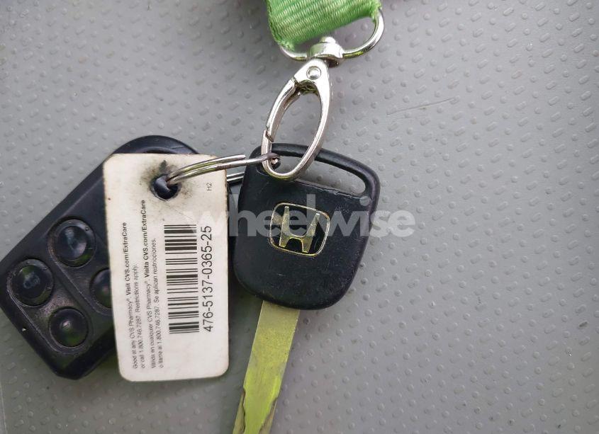 Photo 11 of 2005 Honda Odyssey EX-L (VIN 5FNRL38645B115699)