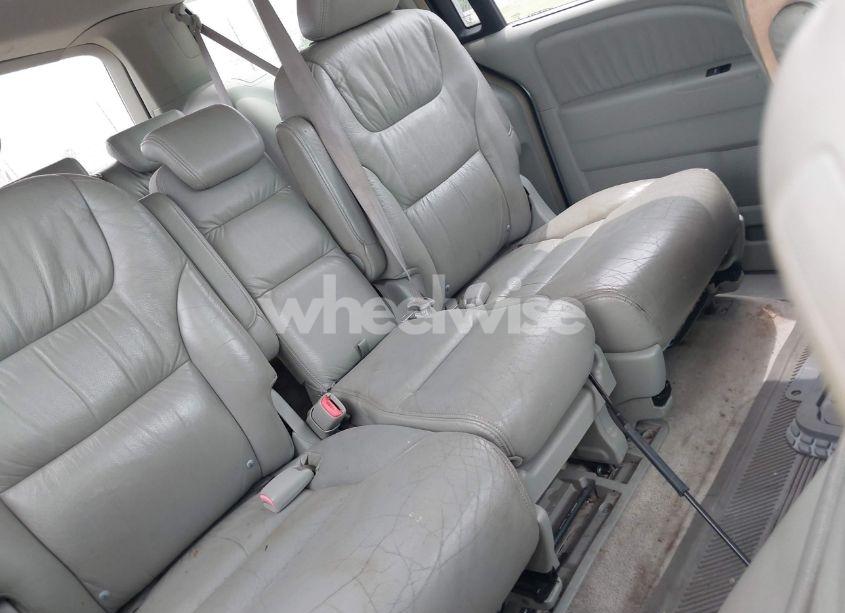Photo 8 of 2005 Honda Odyssey EX-L (VIN 5FNRL38645B115699)