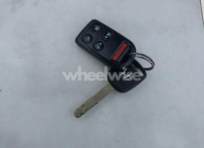 Photo 11 of 2006 Honda Odyssey EX-L (VIN 5FNRL38646B058678)