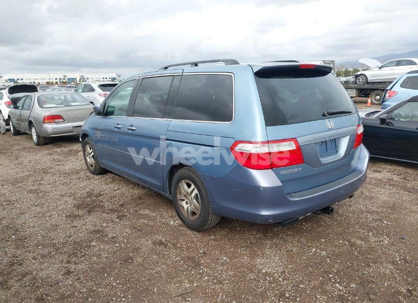 Photo 3 of 2006 Honda Odyssey EX-L (VIN 5FNRL38646B058678)